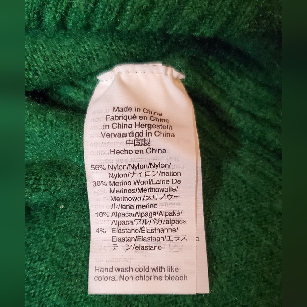 J.CREW Green V-Neck Women's Sweater - Picture 9 of 9